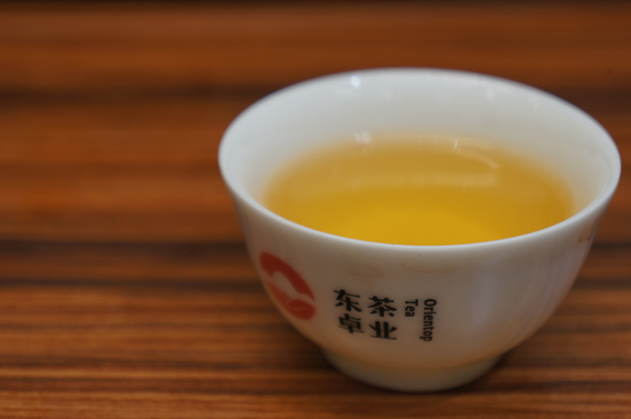 东卓茶叶  敬天爱茶